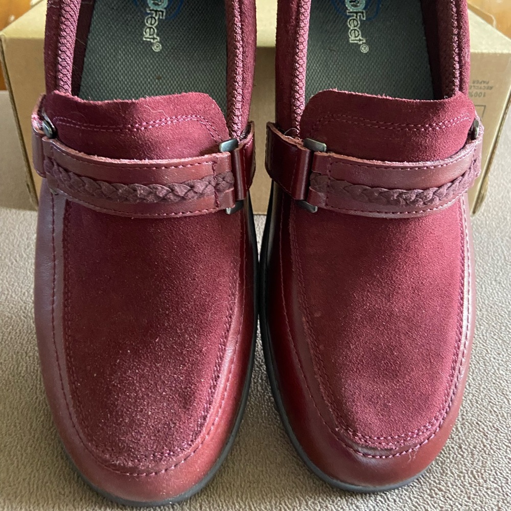 Orthofeet Size 12W women’s loafers